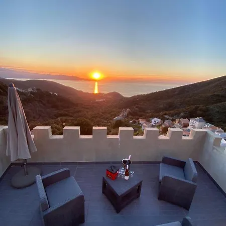 Vakantiehuis Maison De Village Vue 360° Farinole
