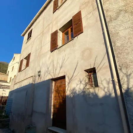 Maison De Village Vue 360° *